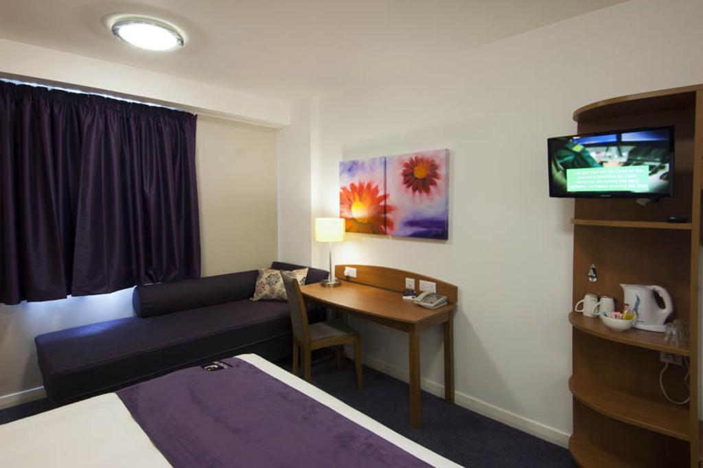Premier Inn Birmingham South - Hall Green Εξωτερικό φωτογραφία