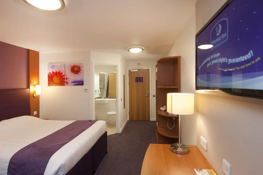 Premier Inn Birmingham South - Hall Green Εξωτερικό φωτογραφία