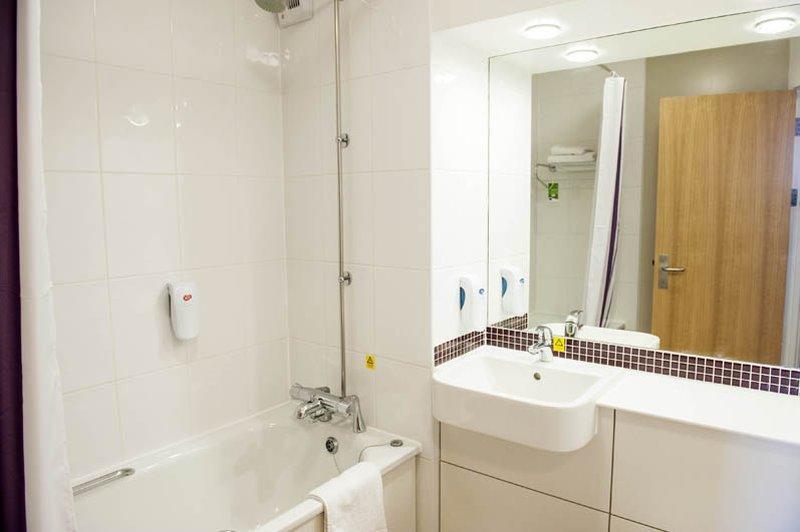 Premier Inn Birmingham South - Hall Green Εξωτερικό φωτογραφία